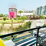 Smarts Da Ajuda Apartment