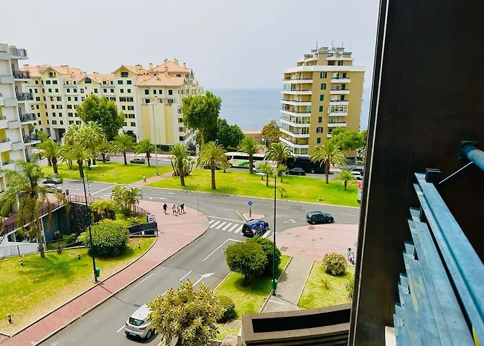 Smarts Da Ajuda 公寓 丰沙尔