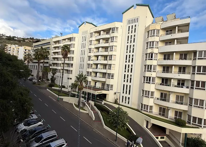 Smarts Da Ajuda Φουνκάλ